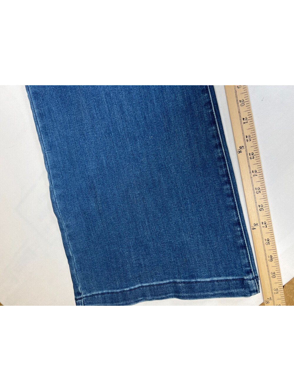 Guillaume Women's Plus 1X Blue Wide Leg Denim Jeans Stretch Mid Rise Pants - Picture 8 of 10